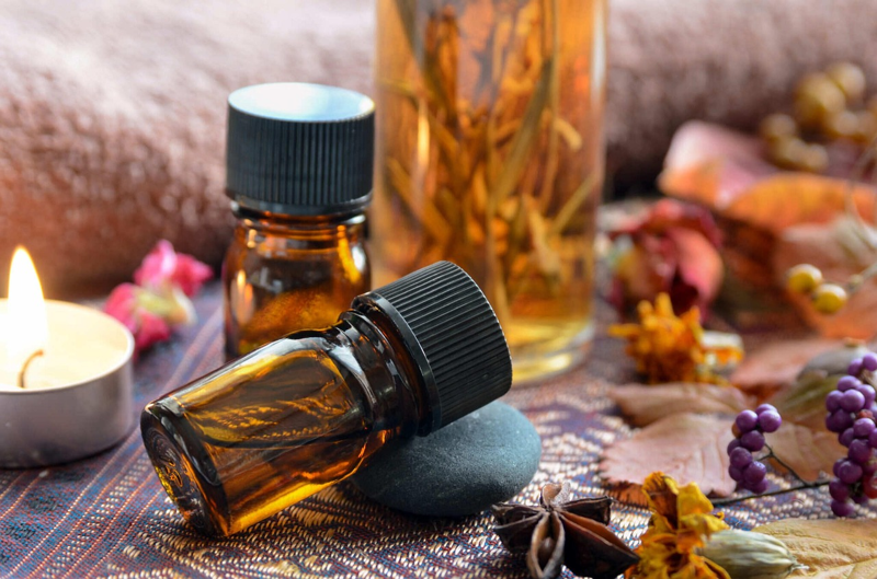 Featured image of post Aromatherapie zu Hause: ätherische Öle sicher anwenden, richtig dosieren und das Raumklima verbessern